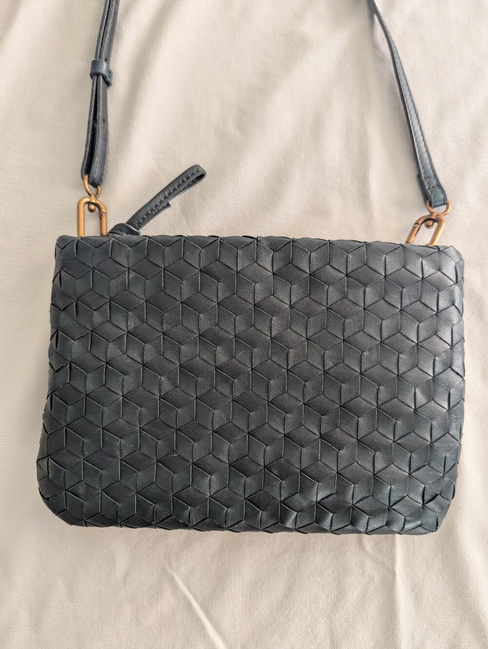 Madewell Puff Woven Crossbody Purse In Green